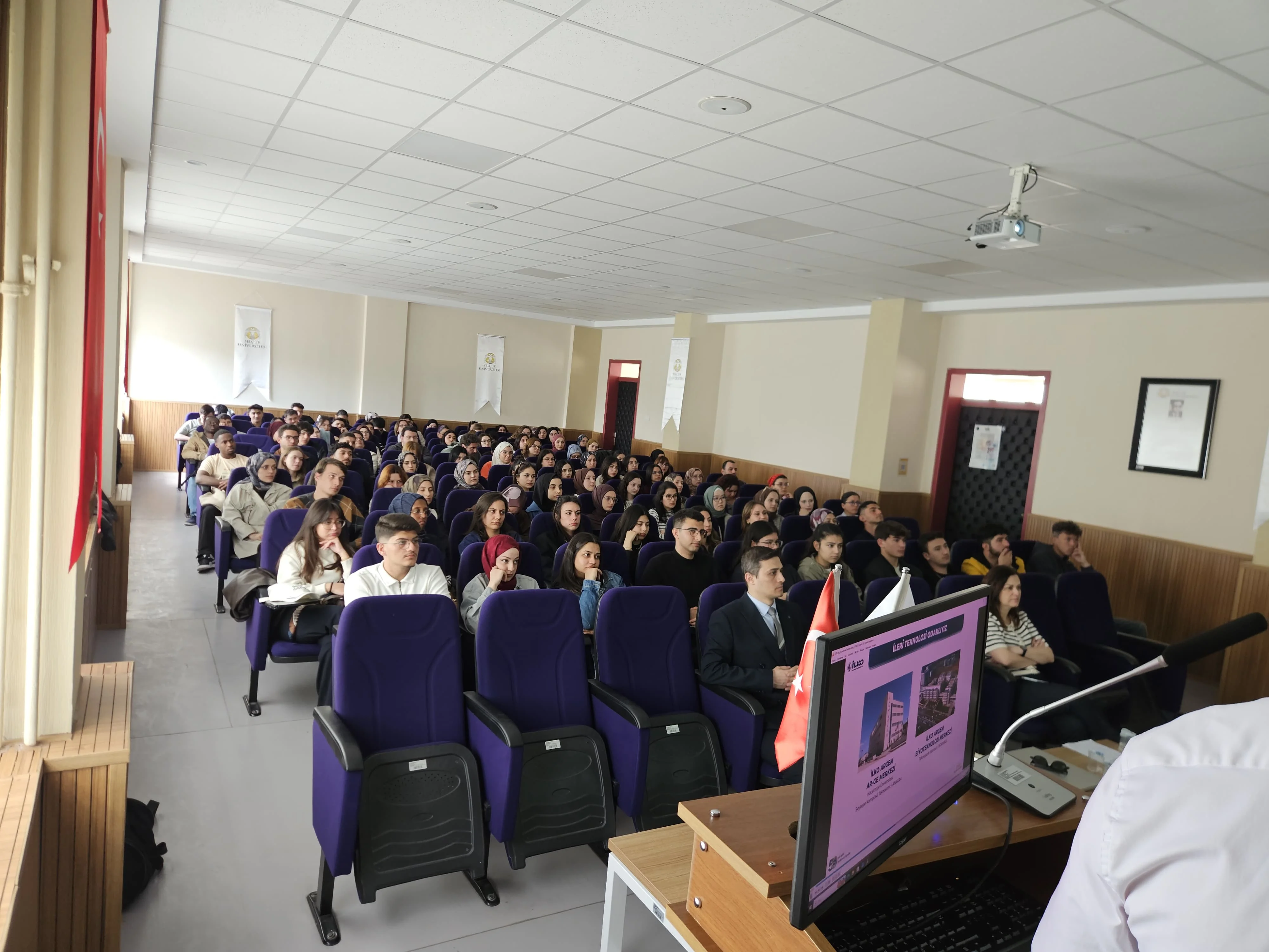 İlaç Endüstrisinde Üretim ve Kariyer Yolculuğu